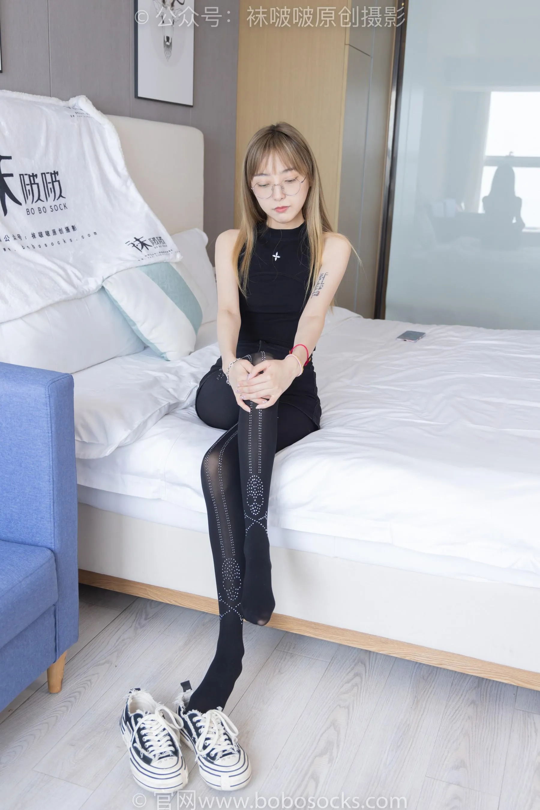[BoBoSocks袜啵啵]NO.219 稚予-板鞋、拖鞋、厚黑丝、蕾丝黑丝[23] [53P]插图
